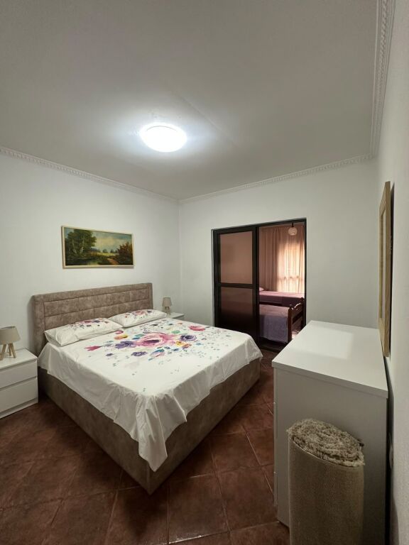 Apartament 2+1+ Ballkon me qira – Pranë Liceut Artistik !