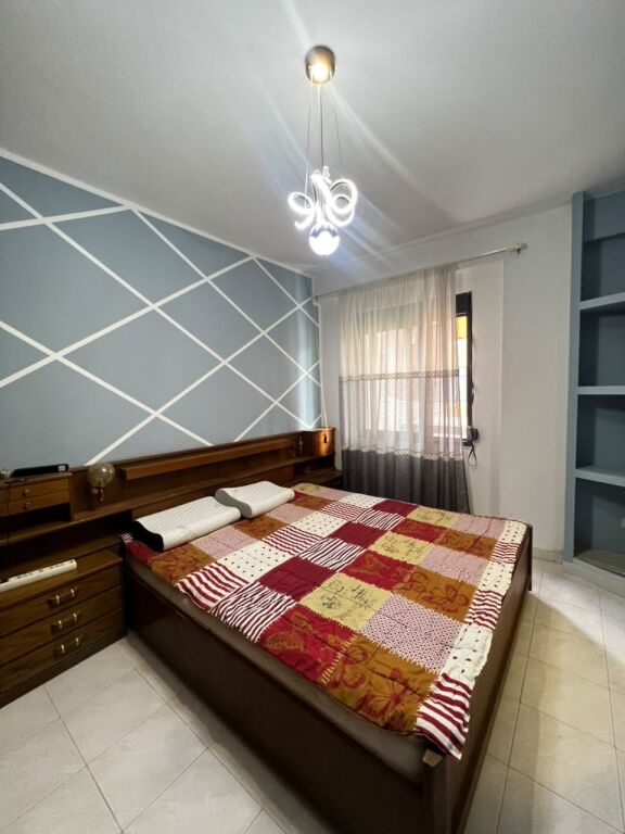 JEPET ME QERA APARTAMENT 1+1 PRANE SPAR, PLAZH, DURRES