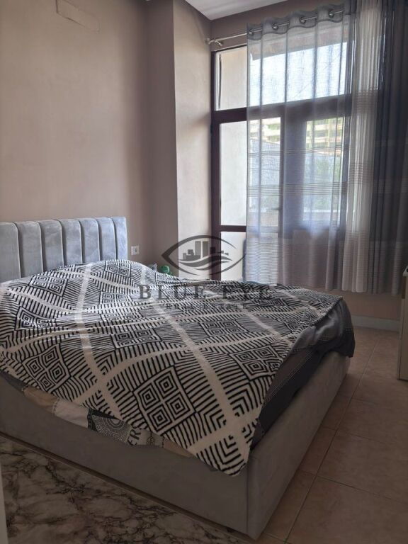 Apartament 3+1 në shitje në Plazh, Durrës.