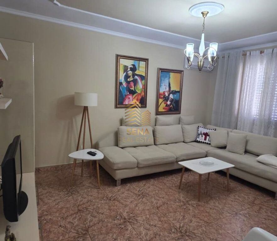 Rent, Apartment 2+1, Xhamllik, 60,000 Leke/month