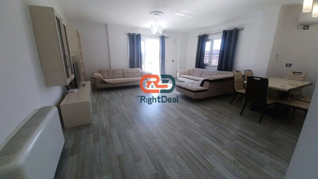 Tek Selvia, Jepet Me Qira, Apartament 1+1+Verande, Gati Per Banim !!!