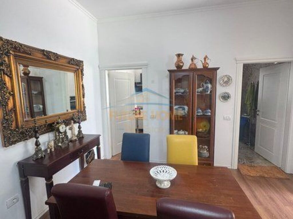In vendita, Casa Privata, Ali Demi, Tirana