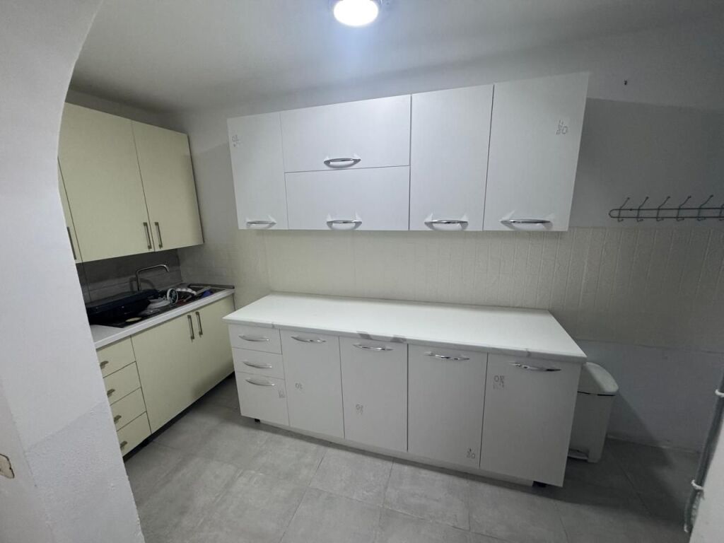 CASA PRIVATA 2+1 IN AFFITTO VIA “IDRIZ DOLLAKU.