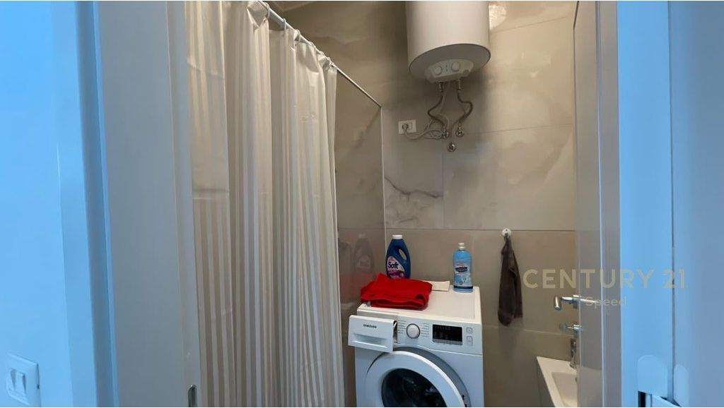 Jepet me Qira Apartament 2+1+2 pranë Uzina Dinamo!!