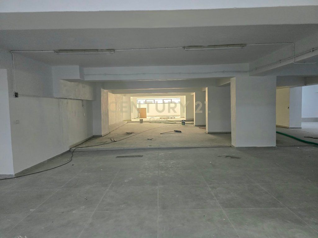 AMBIENT PER QERA BUZE RRUGE