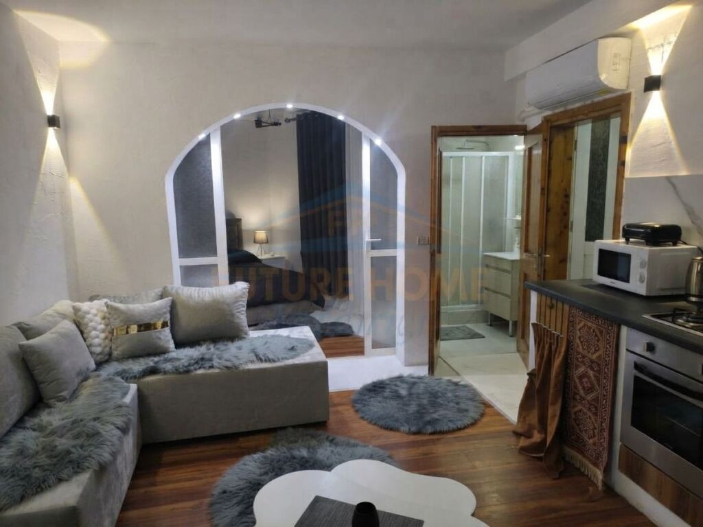 Qera, Apartament 2+1, Kalaja e Tiranës, Tiranë.