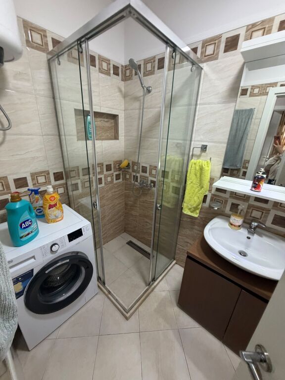Appartamento in affitto 2+1 a 21 dicembre prezzo 65000 lek