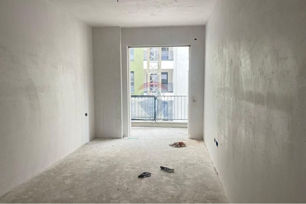Apartment 2+1 for sale in Paskuqan!