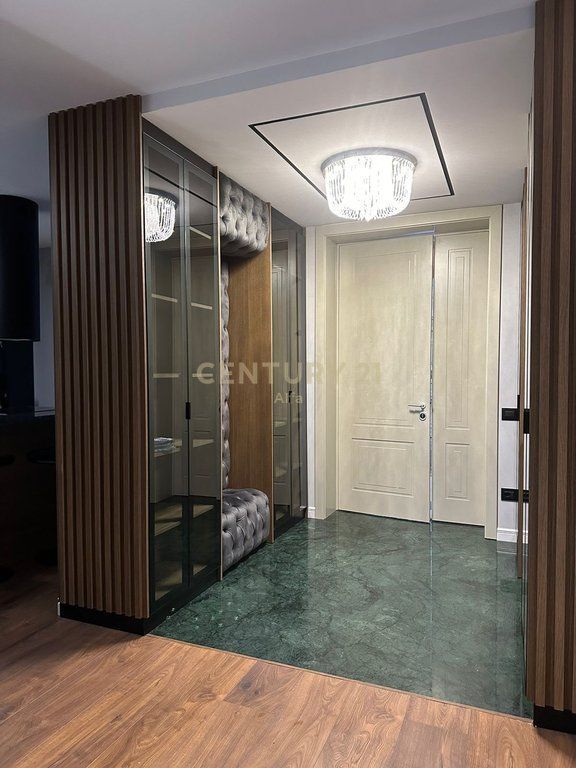 Luxury Duplex+ Pool for Rent near TEG!