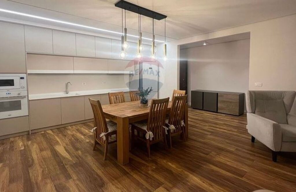 Apartament 3+1+2 Luksoz Per Shitje Ne Bllok!!! ID: 530261056-303
