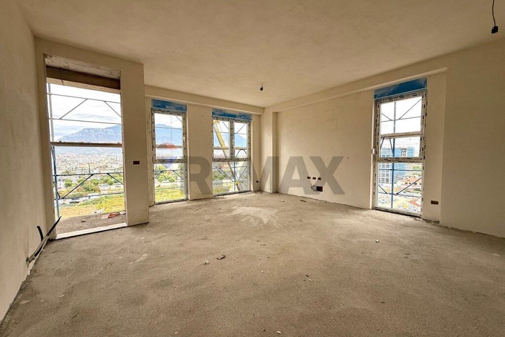 Shitet apartament 3+1 te Reidenca Orbital, Tiranë