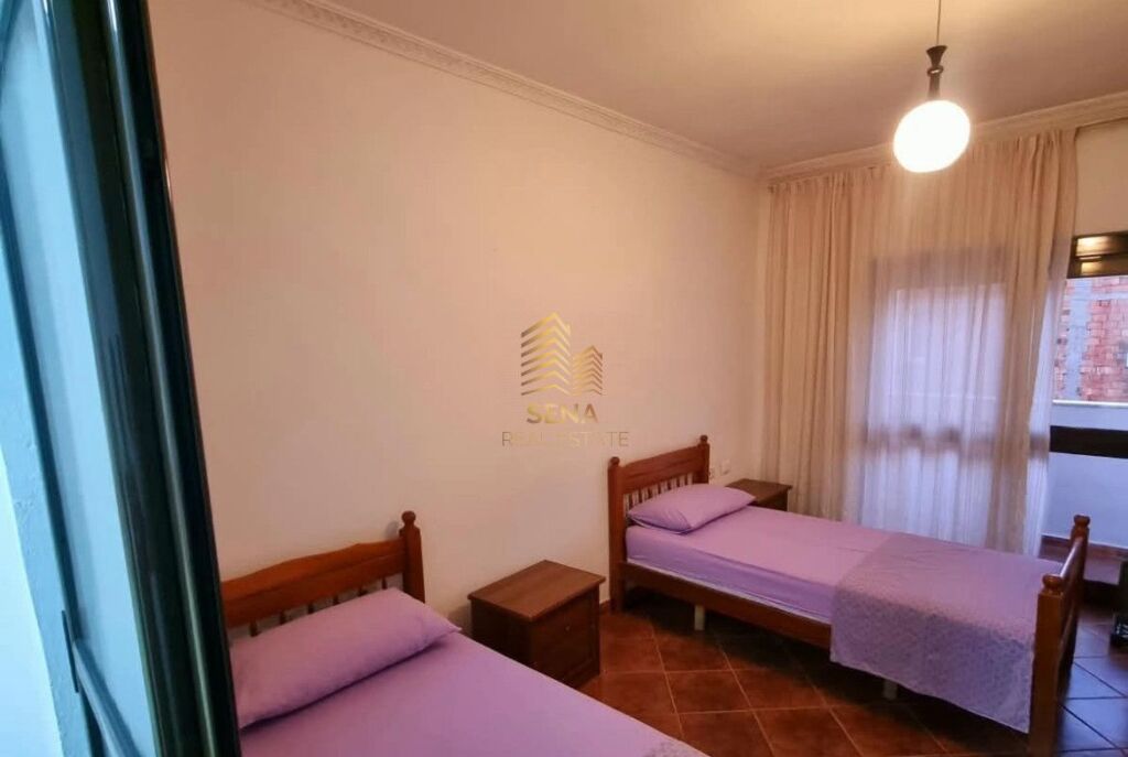 Affitto, Appartamento 2+1+Cucina separata+balcone, Vicino al Liceo – Via Elbasan, 65.000 Leke/mese