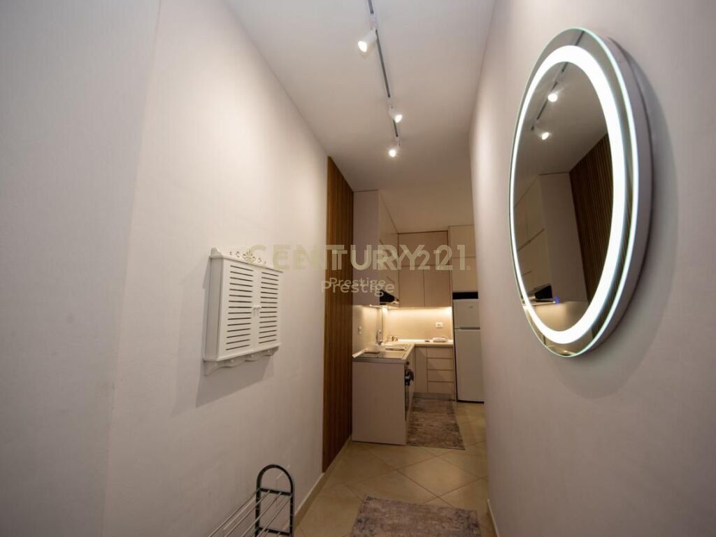 Apartment for sale 1+1 at Uji Ftohte Vlore.