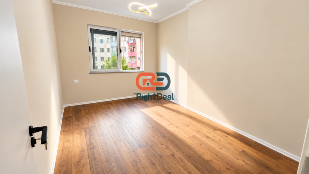 Ne Yzberisht, Shitet Apartament 1+1 Me Planimetri Te Rregullt!!