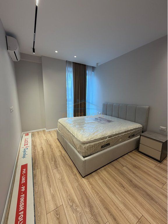 Qira,Apartament 2+1+2,Bulevardi i Ri,Tiranë.