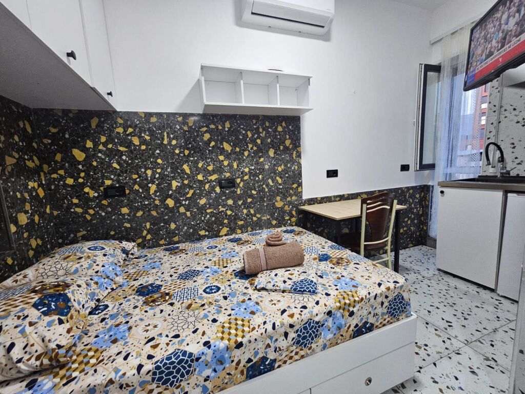 Qera | Garsoniere | Rruga 5 Maji | 370 €/muaj