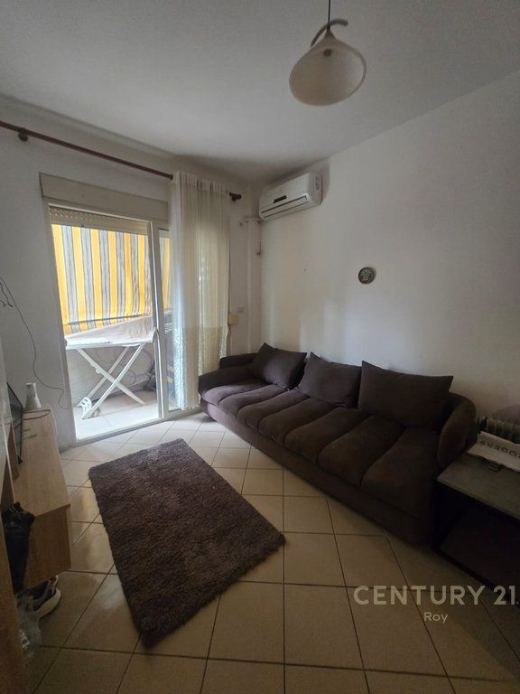 SHITET APARTAMENT 1+1 SHUME PRANE DETIT NE GOLEM !!!