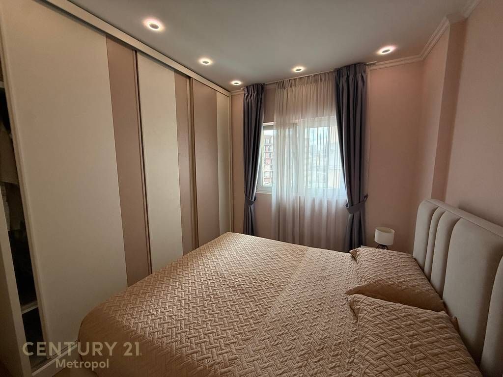 AFFITTASI APPARTAMENTO 2+1, COMUNE DI PARIGI! 90.000 Lekë /Mese