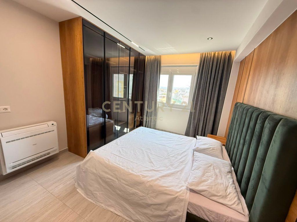 SHITET SUPER APARTAMENT 2+1 I INVESTUAR NË ÇDO DETAJ – HYRJA E DURRËSIT 130,000 € PALLAT EKZISTUES