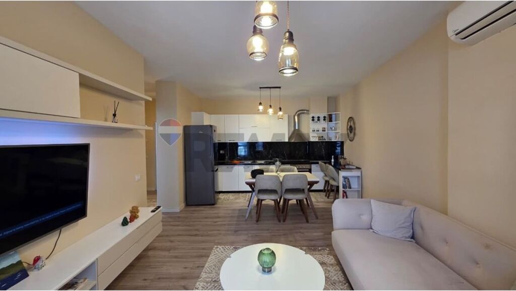 Apartament - Për Qira - Fiori Di Bosco, Tiranë