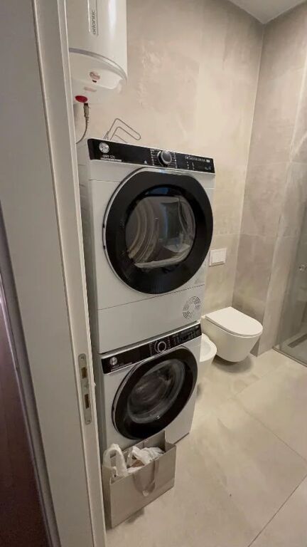 Arlis Farmacia 10, apartment 2+1+2 for rent.