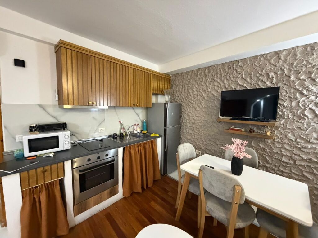 FOR RENT, APARTMENT 2+1, CENTER, TIRANA MLS # 530581007-262