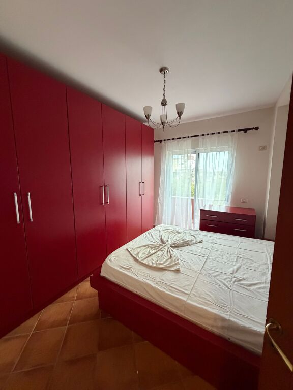 Shitet 2+1 + Verandë + Ballkon Tek Marteniteti i ri