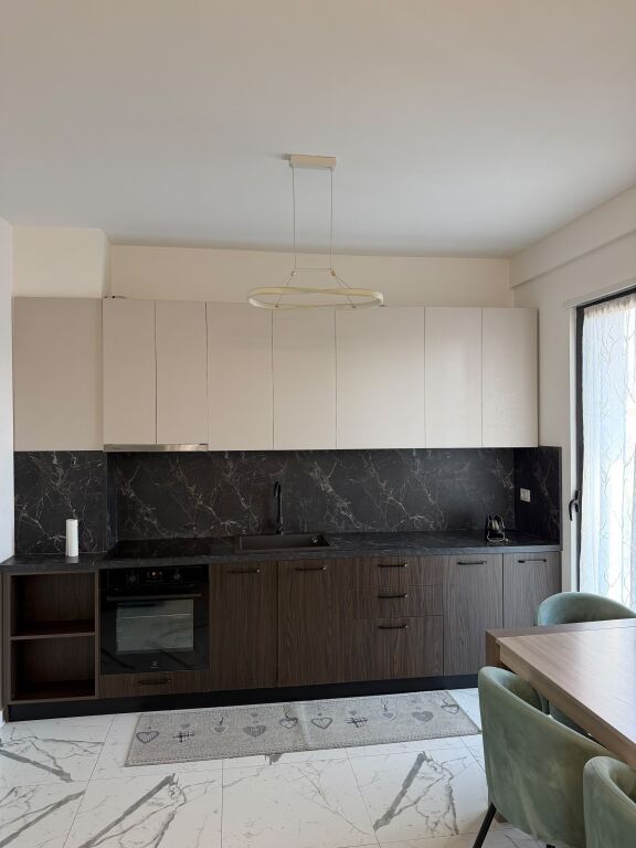 PORCELAN APARTAMENT 1+1 PER QERA!