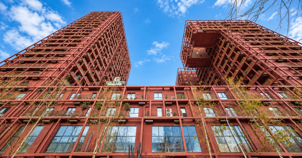 Shitet apartament tek Garden Building RRUGA E KAVAJES