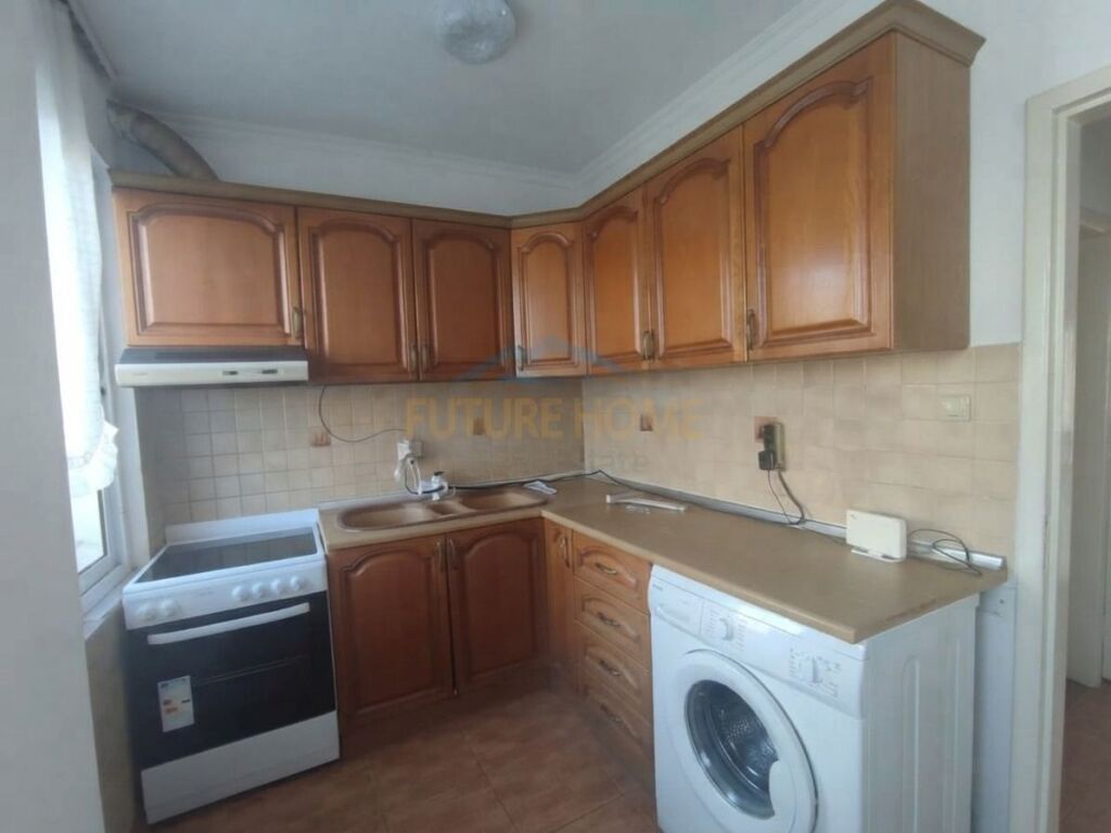 Rent, Apartment 1+1, Commune of Paris, Tirana