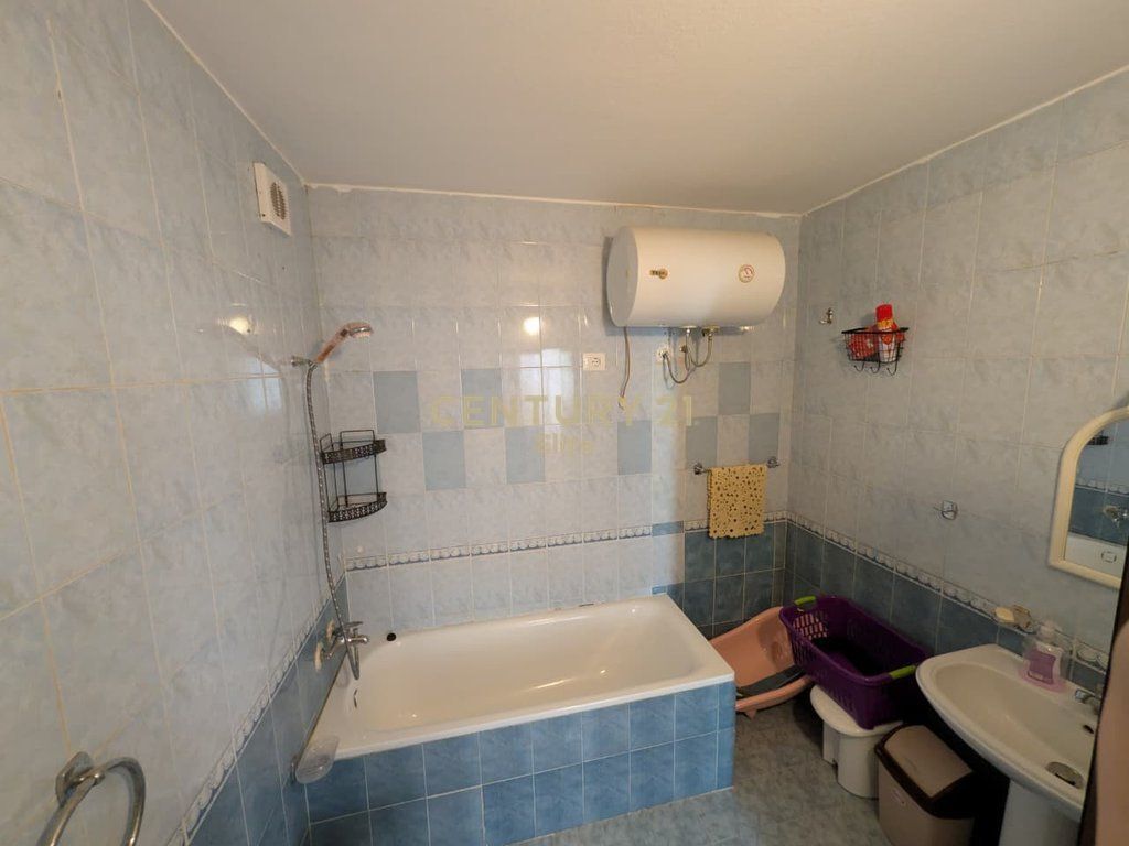 APPARTAMENTO 2+1+2 IN AFFITTO | MYSLYM SHYRI – VIA HIM KOLLI