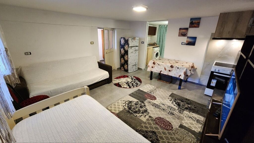 GARSONIERE 26,000 LEKE SAUK I VJETER