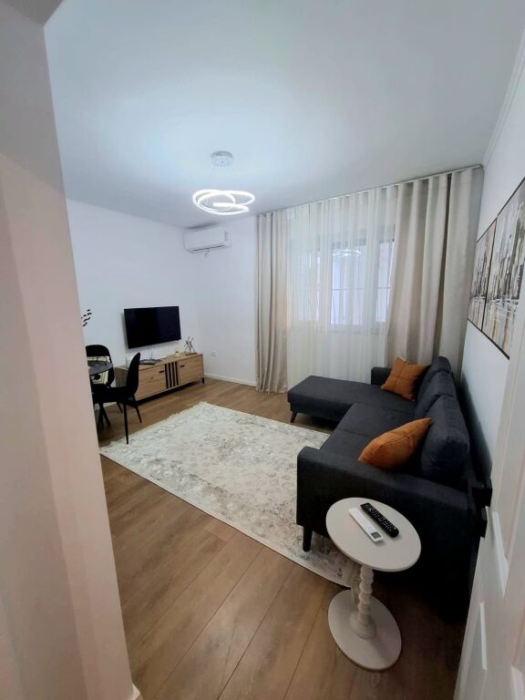 Jepet me Qira Apartament 1+1