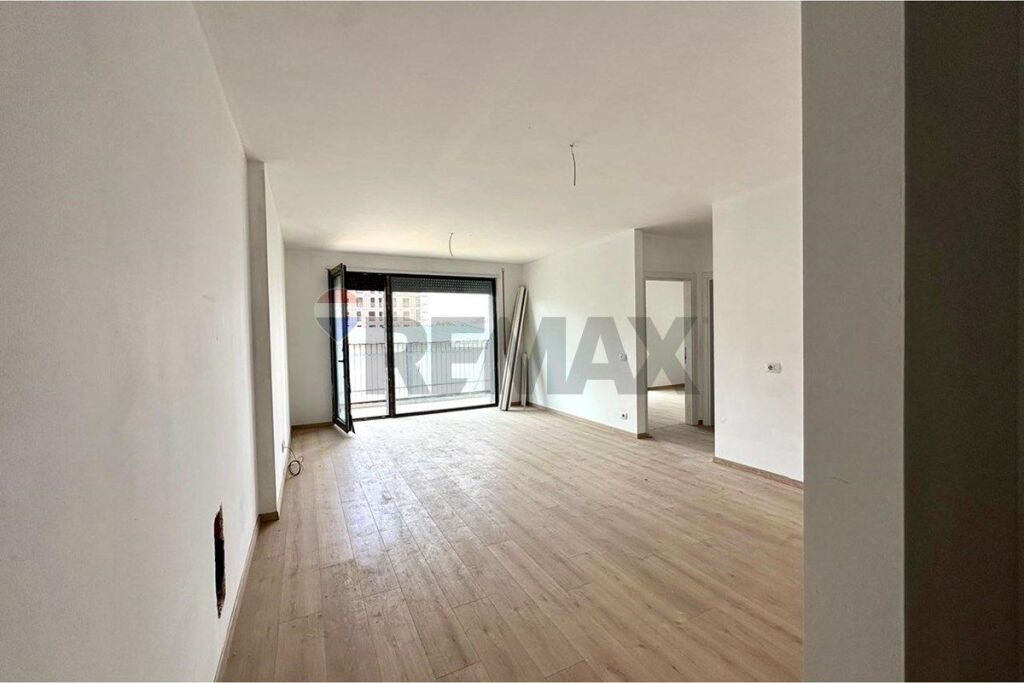Shitet Apartament Ekskluziv 2+1 - Akses Tirana