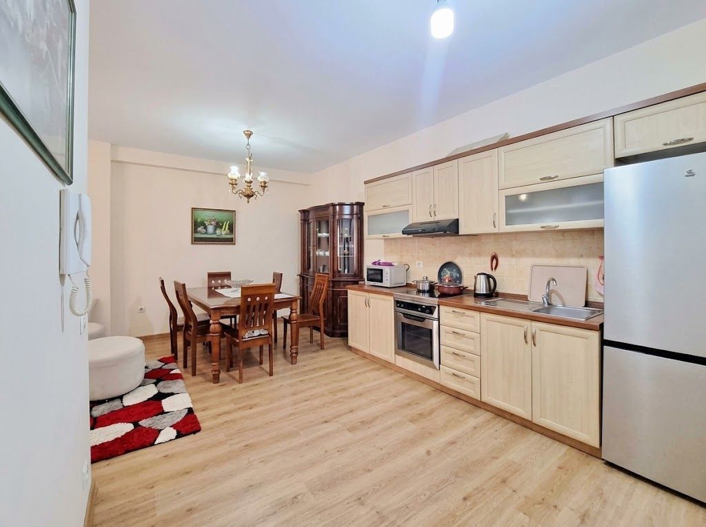 Appartamento 2+1 in affitto – Via Kavaja, Condor Center !