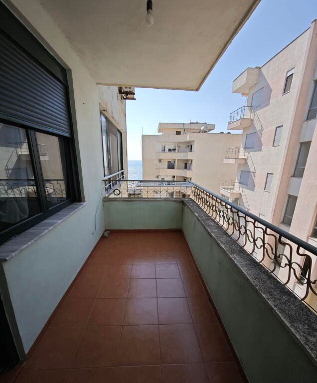Qera | Apartament 2 + 1 | Currilat Durres | 320 €/muaj