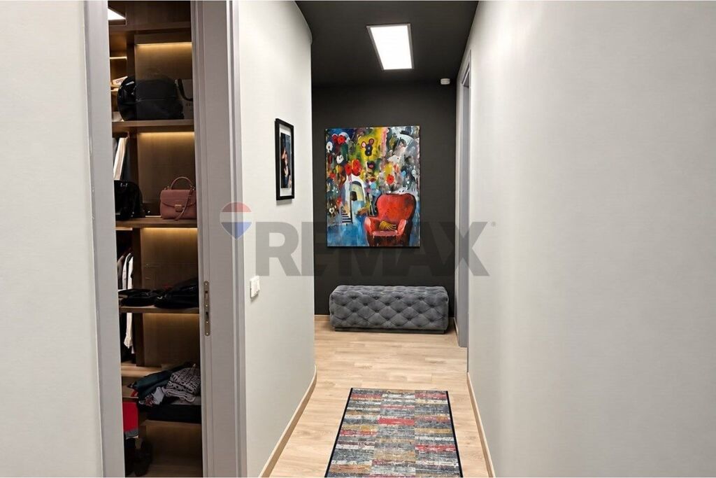 Apartament 2+1 në shitje në Tiranë