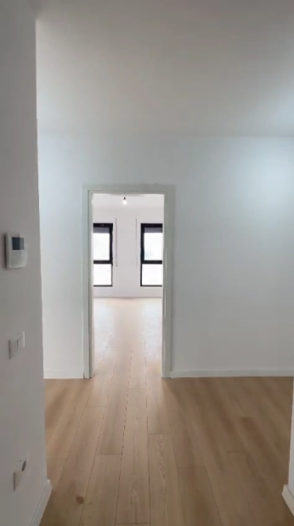 🌇Shitet apartament 3+1 te Komuna e Parisit🗝️