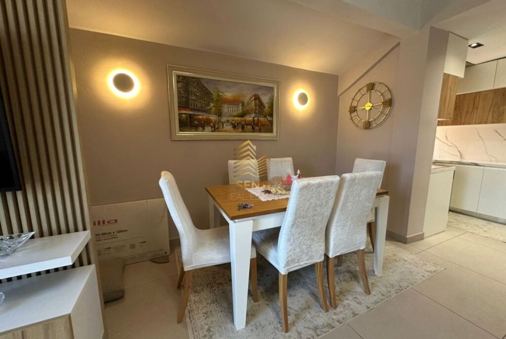 Qira, Apartament 2+1+Verande,Xhamllik,65.000 Leke/muaj