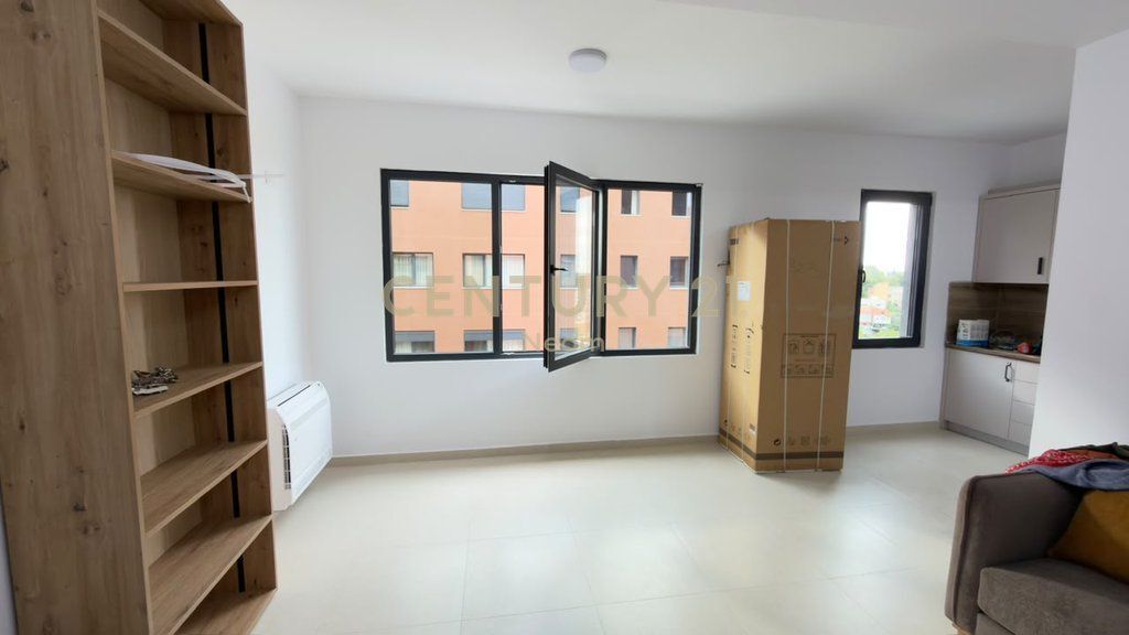 APPARTAMENTO 2+1+2 IN AFFITTO | 130 M² | XHELUKS, STRADA DI ELBASAN