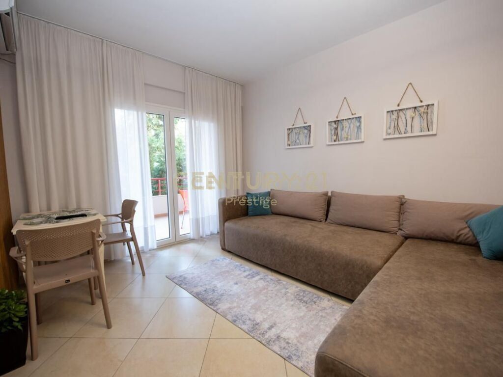 Apartment for sale 1+1 at Uji Ftohte Vlore.