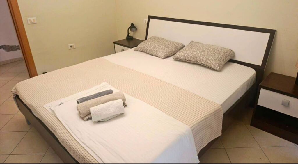 Rent | Apartament 1 + 1 | Komuna e Parisit | 650 €/month