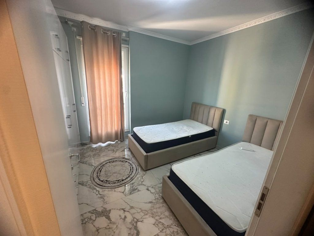 Qera, Apartament 2+1,Rruga e Dibres, Tirane.