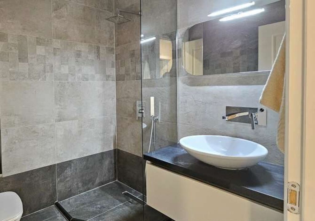 🏡 Apartment 2+1 for rent – Myslym Shyri, near the Center of Tirana