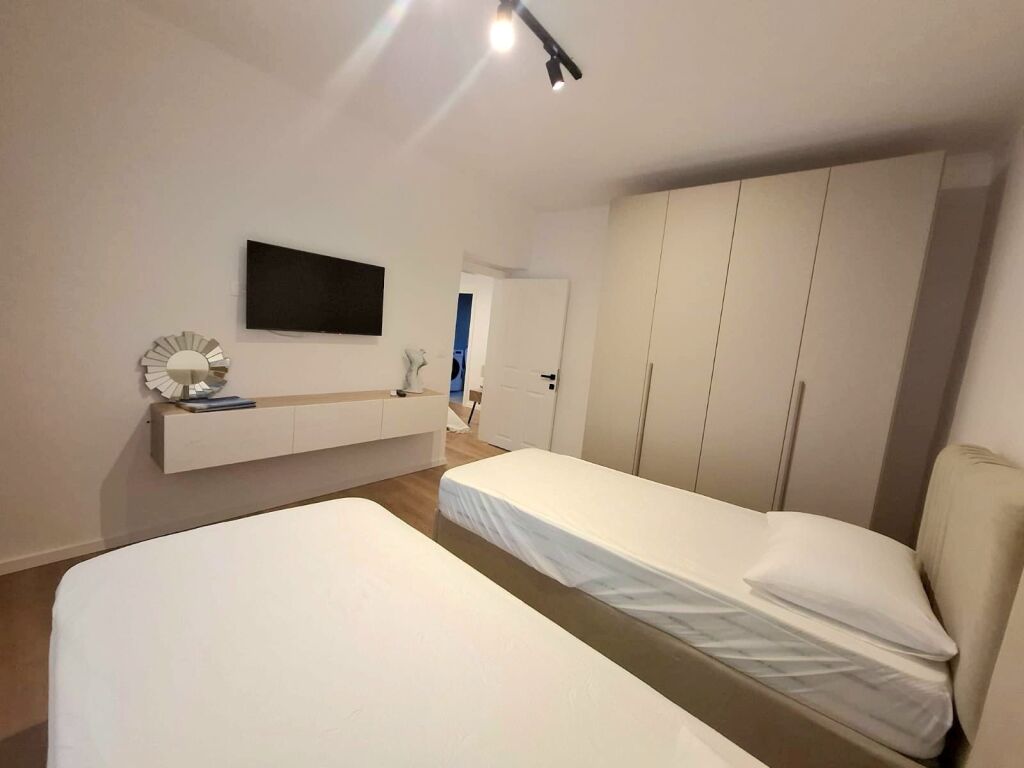 Jepet me Qira Apartament 1+1