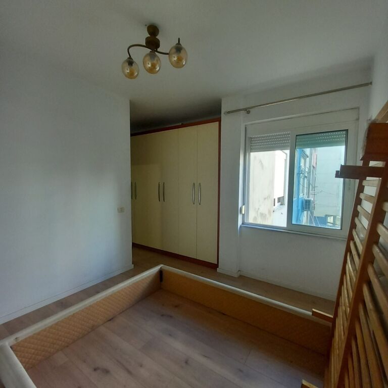 Apartament 2+1+2 me qera tek Nela 6 ne Yzberisht