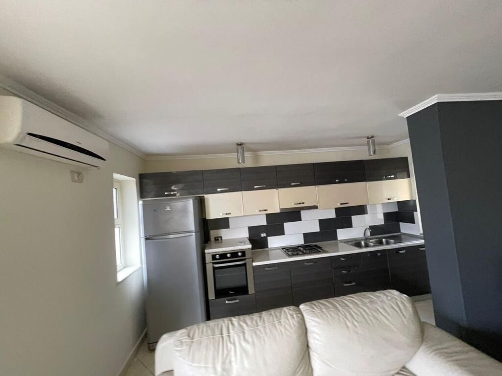 SHITET APARTAMENT 1+1 PRANE KAZAZIT, DURRES