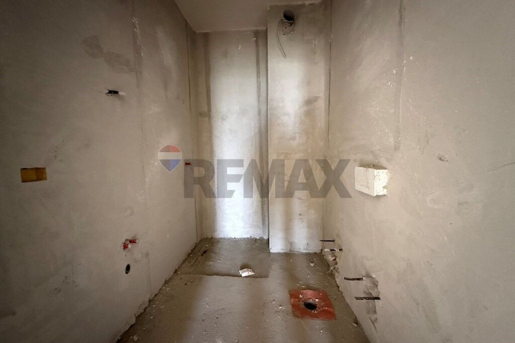 Shitet apartament 3+1 te Reidenca Orbital, Tiranë