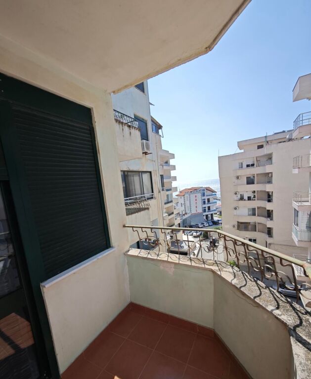 Qera | Apartament 2 + 1 | Currilat Durres | 320 €/muaj