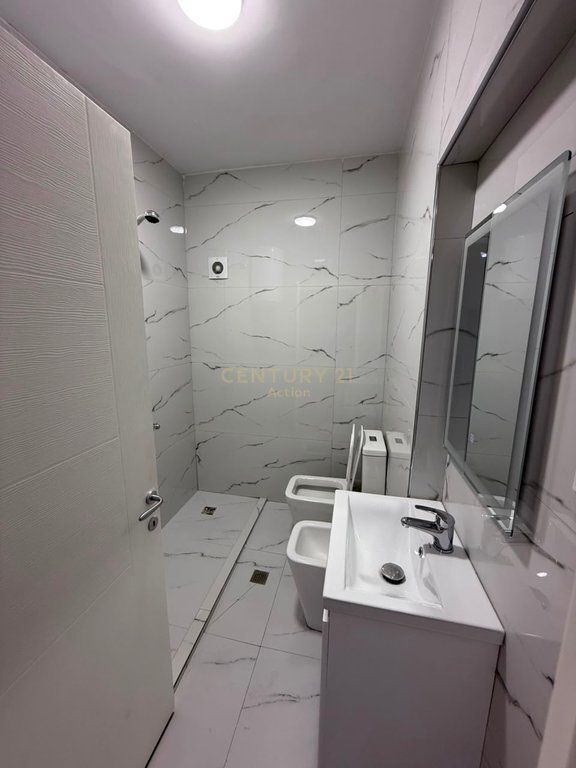 Shitet Apartament 1+1 ,Don Bosko
